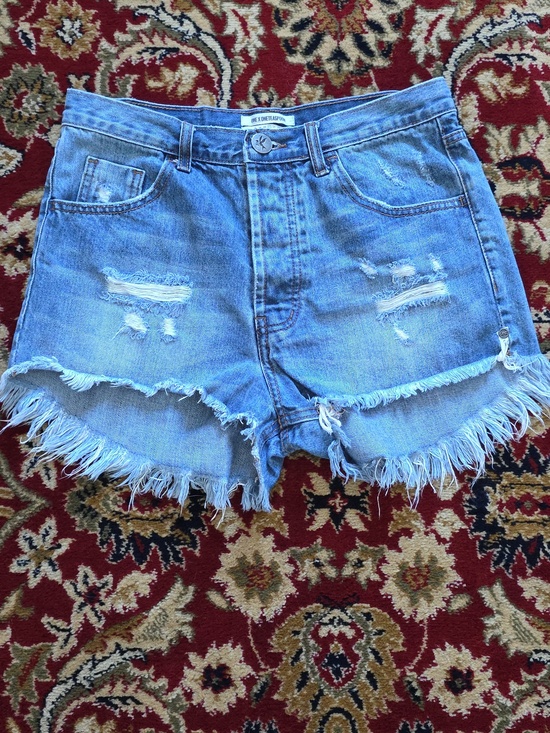 One By One Teaspoon - Picture 1 of 5